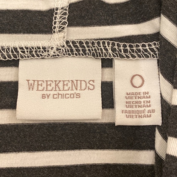 Chico’s Weekends Hooded Top - Picture 6 of 7
